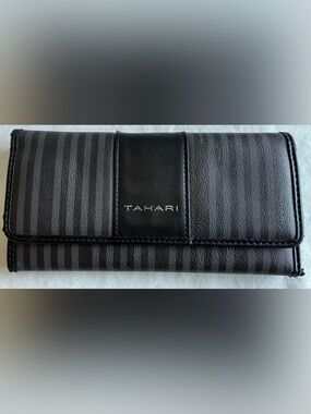 Tahari Black Stripe Tri‑Fold Snap Wallet – Vegan Leather